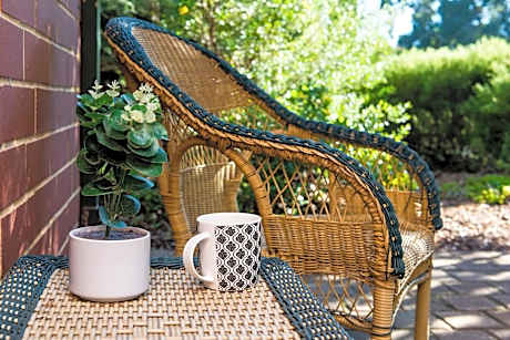 Chalet (Sleeps 4) - Non Pet Friendly