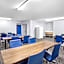 Spark by Hilton Kent Seattle
