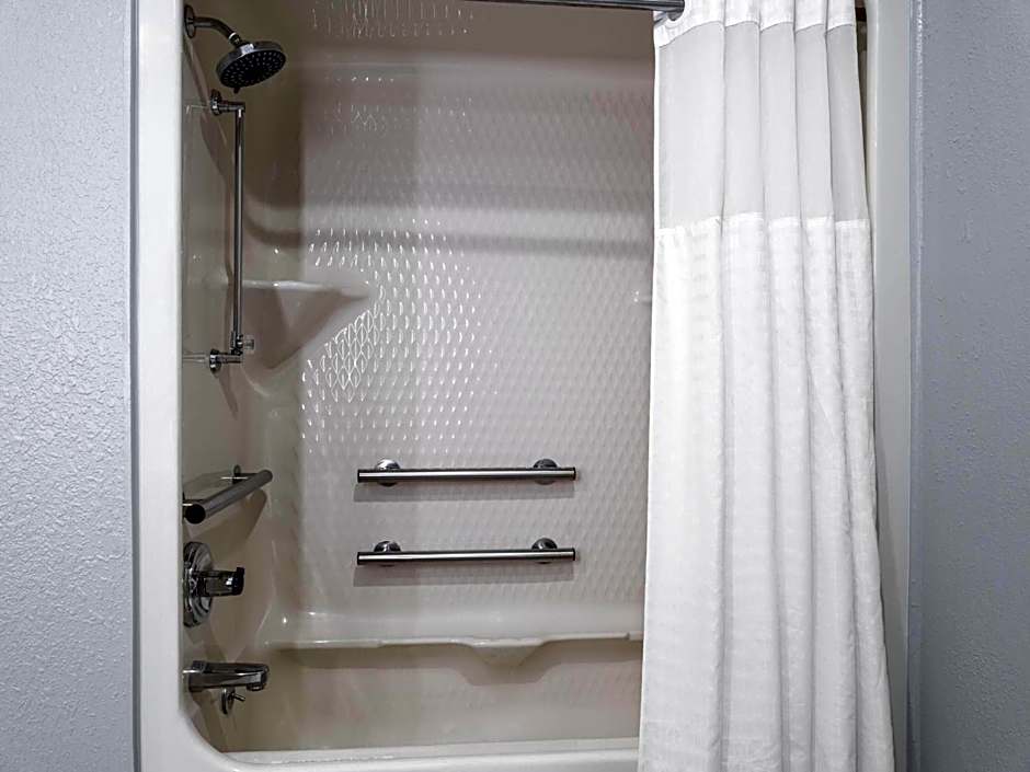 AmericInn by Wyndham Urbana/Champaign University Area