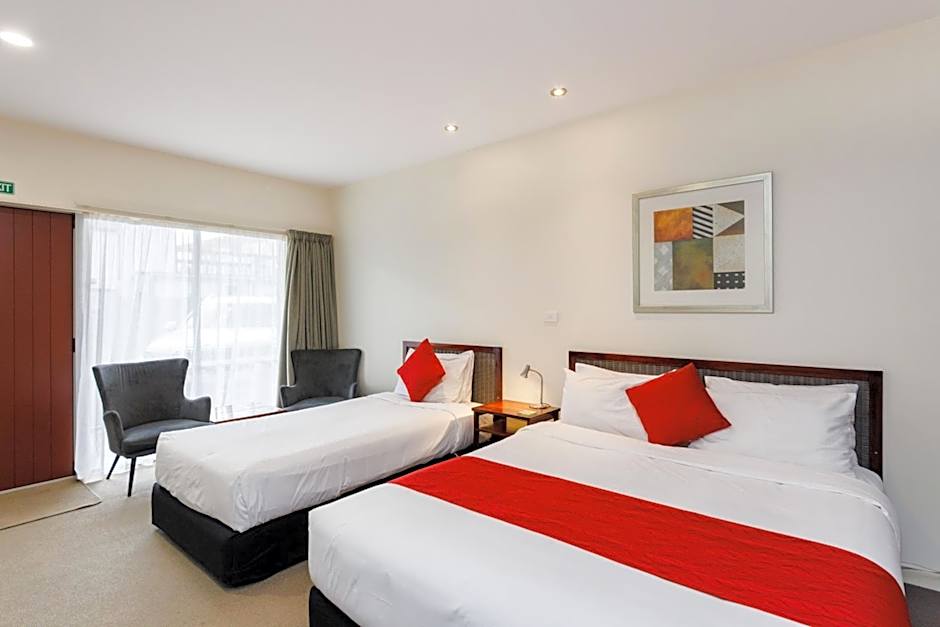 Fitzherbert Regency Motor Lodge