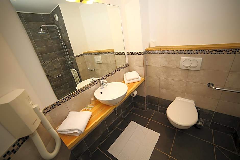 LOGIS Hôtel & Restaurant - Le Manoir de Gavrelle