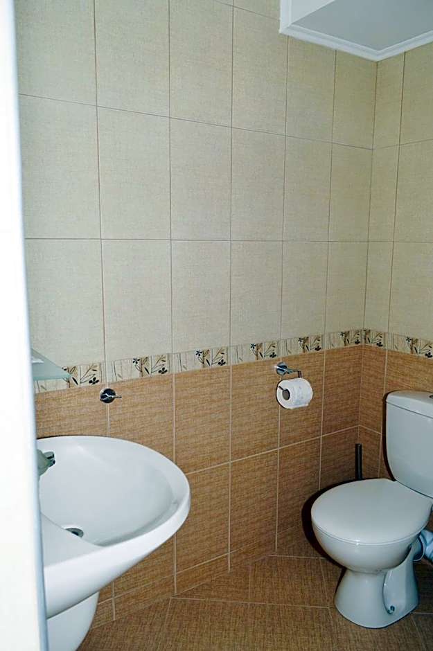 Paradise Hotel & Relax Center