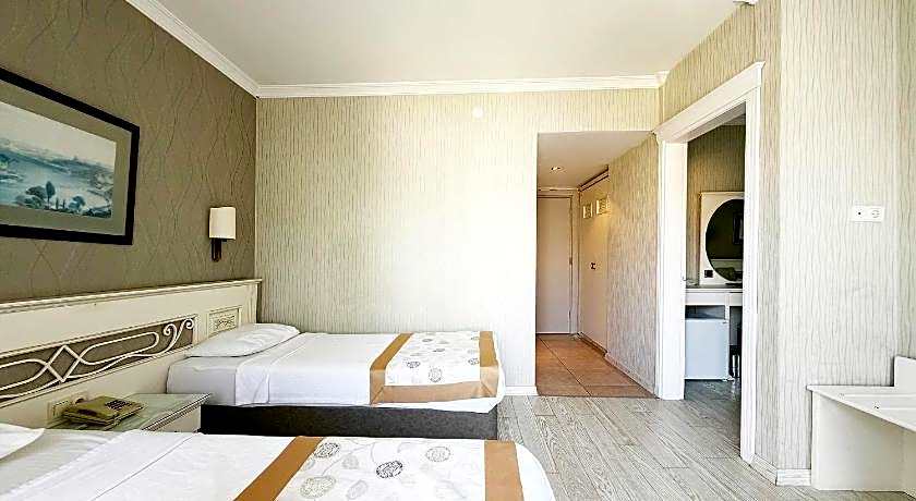 Romance Beach Hotel