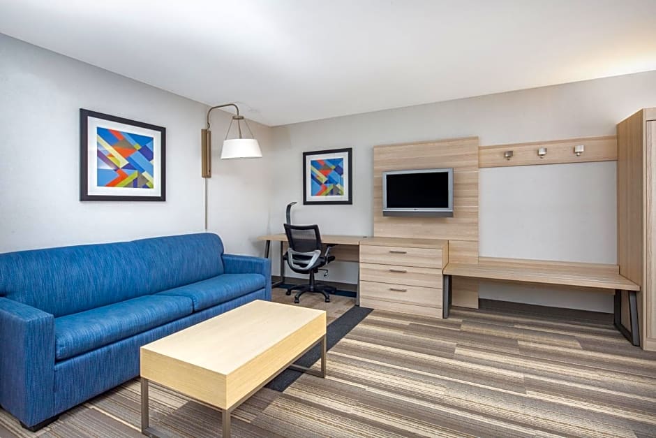 Holiday Inn Express Ontario By IHG