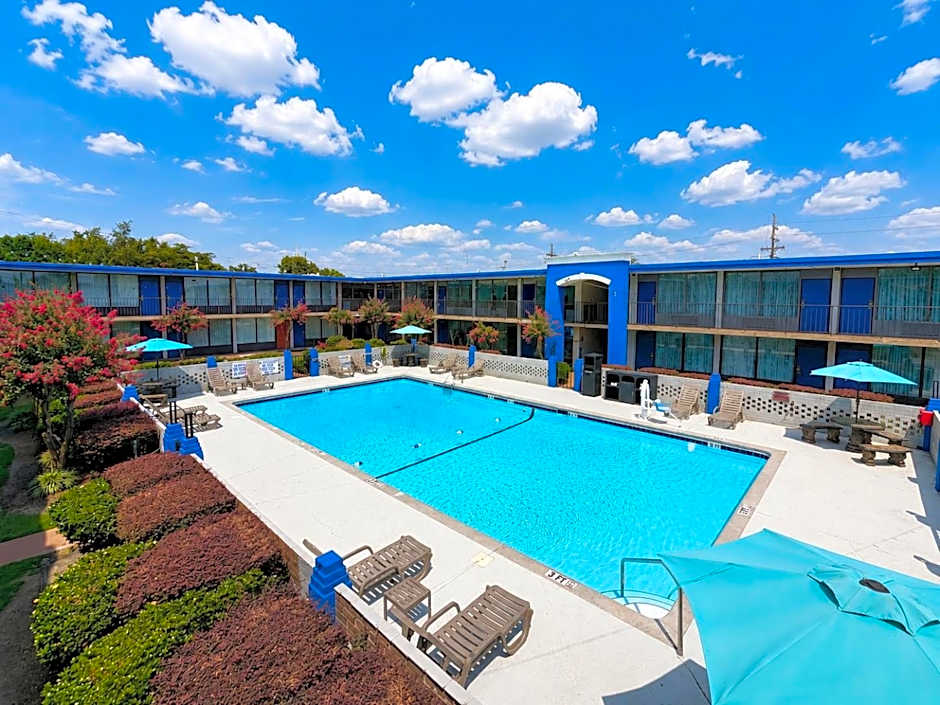 Clarion Greenville Airport Inn
