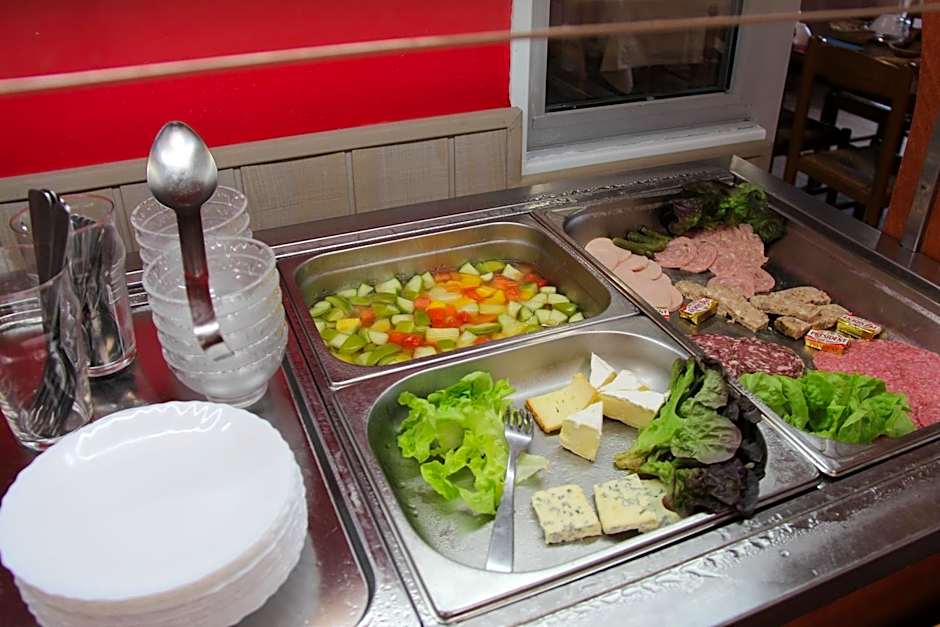 Au Petit Bonheur