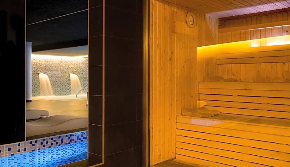 Aqua Hotel Aquamarina & Spa