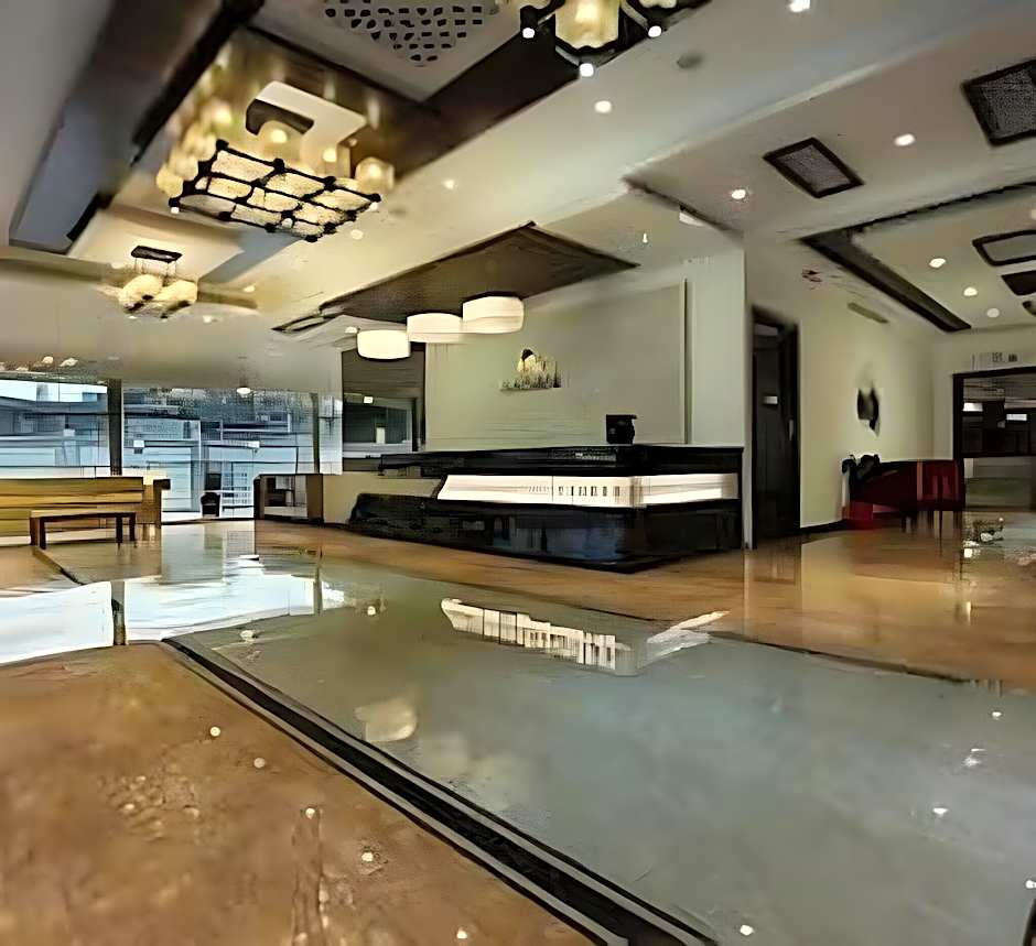 Hotel Aadrika