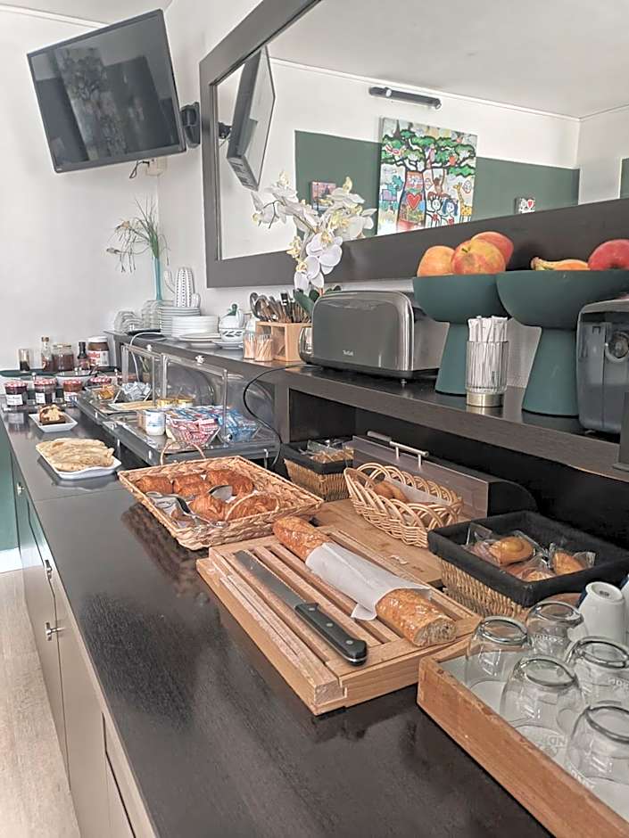 The Originals Boutique, Hôtel d'Angleterre, Le Havre, centre, plage