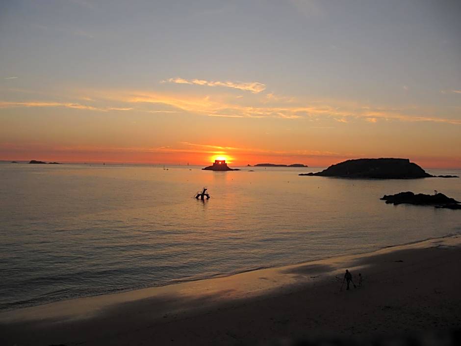 Hôtel La Porte Saint Pierre