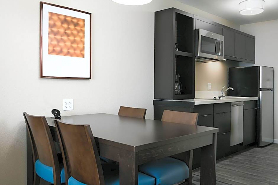 TownePlace Suites by Marriott Kansas City Airport