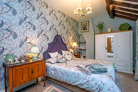 Large double with private bathroom