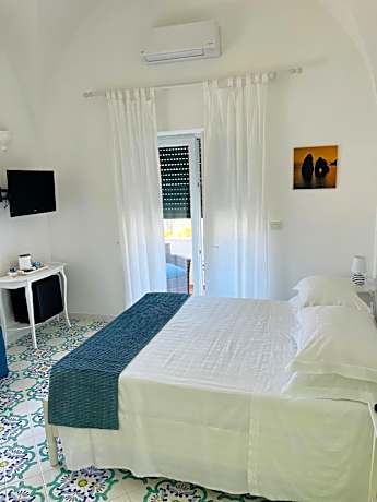 Double Room with Balcony and Sea View