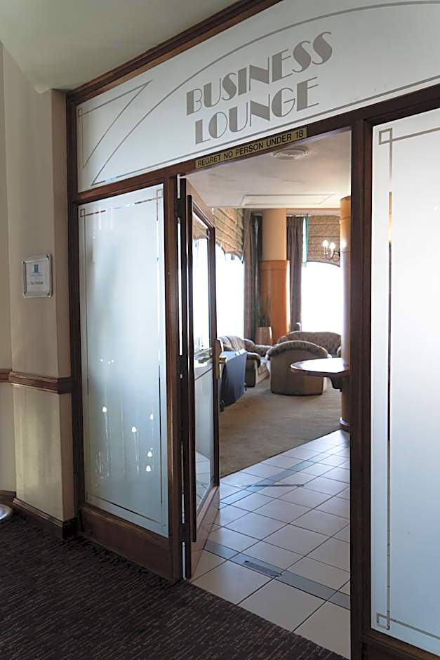 Gooderson Tropicana Hotel