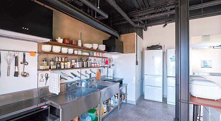 J-Hoppers Lake Biwa Guesthouse