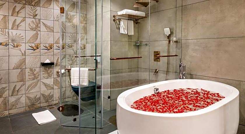 Golden Tulip Goa Candolim