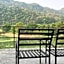 Avartarn Miracles Hotel