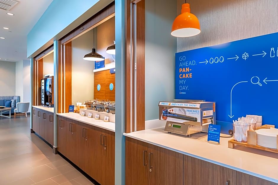 Holiday Inn Express Pensacola Beach By IHG