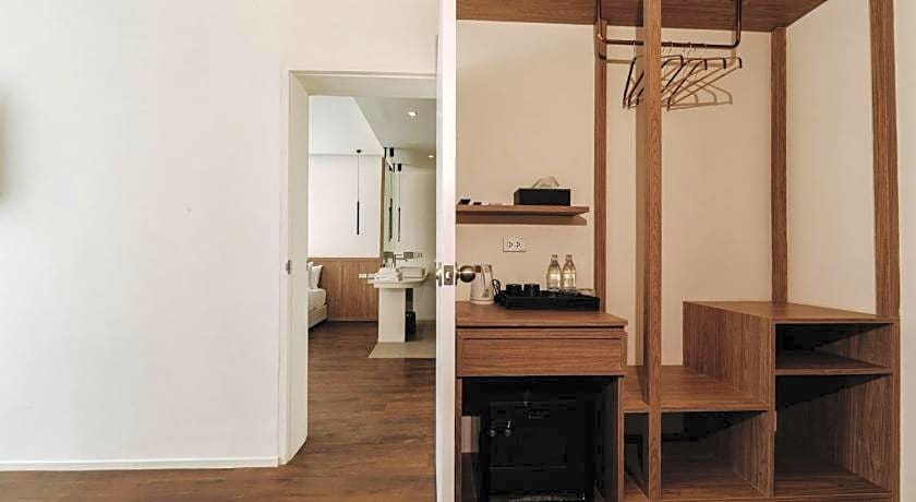 Shanti-Retreat Hotel