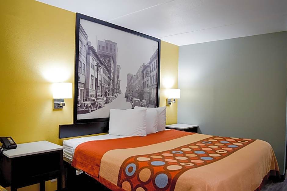 Super 8 by Wyndham Raleigh Downtown South