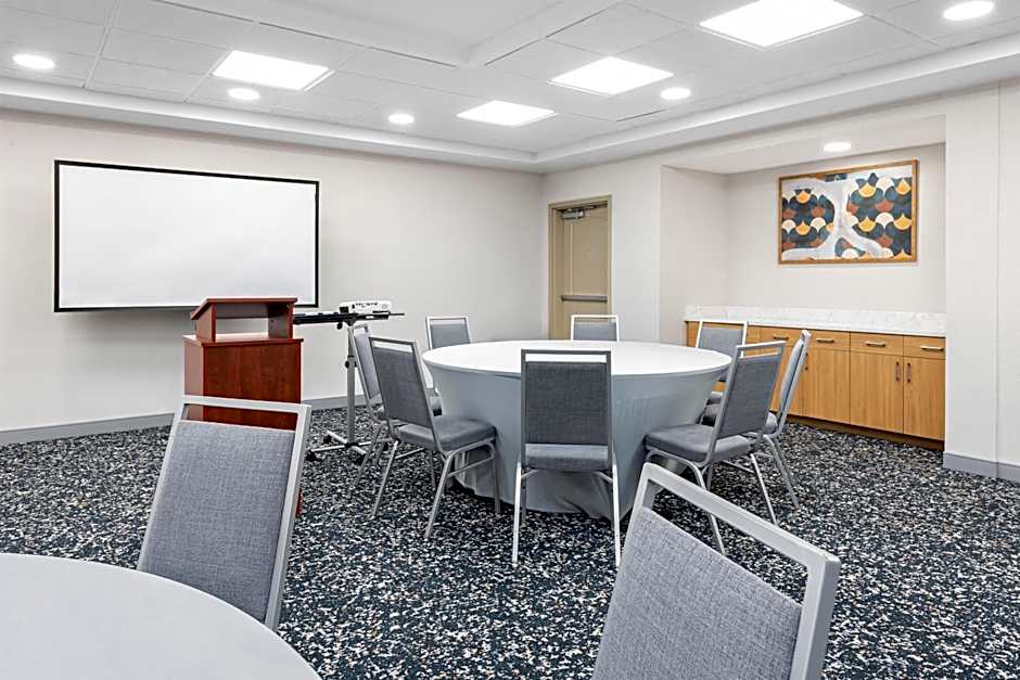 Hampton Inn By Hilton Gainesville-Haymarket