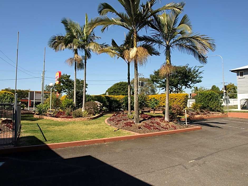 Lancaster Court Motel