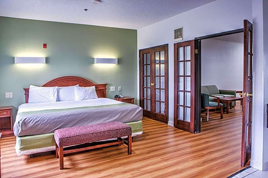 Motel 6-Dallas, TX - Northwest