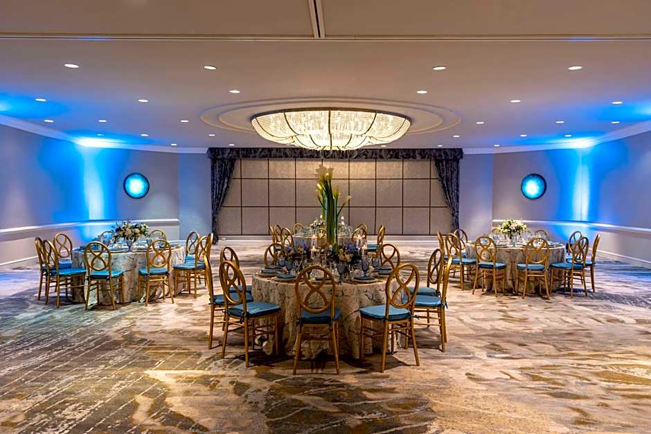 Hilton Alexandria Mark Center