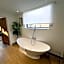 Beachcliff Rooms & Apartments