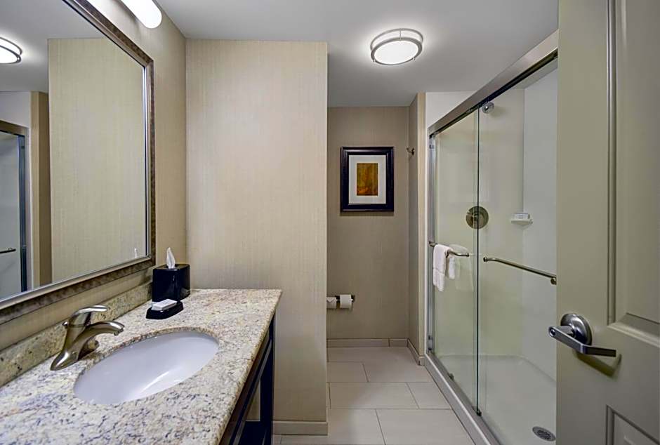 Hampton Inn By Hilton And Suites Robbinsville