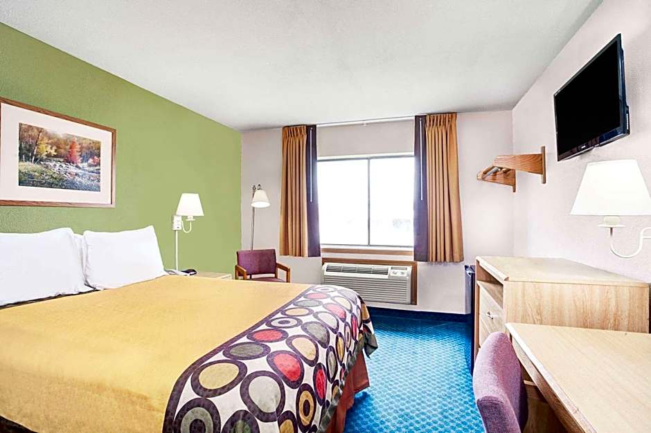 Super 8 by Wyndham West Memphis