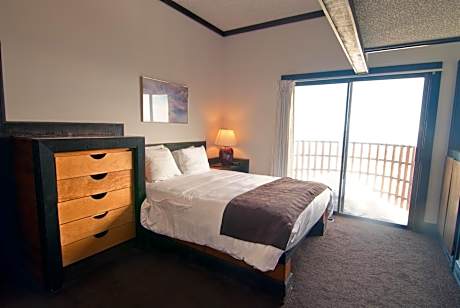 Two Bedroom Standard Queen Condo