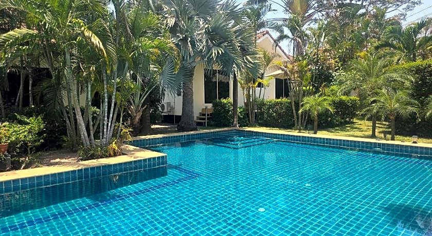 Bangsaray Villa