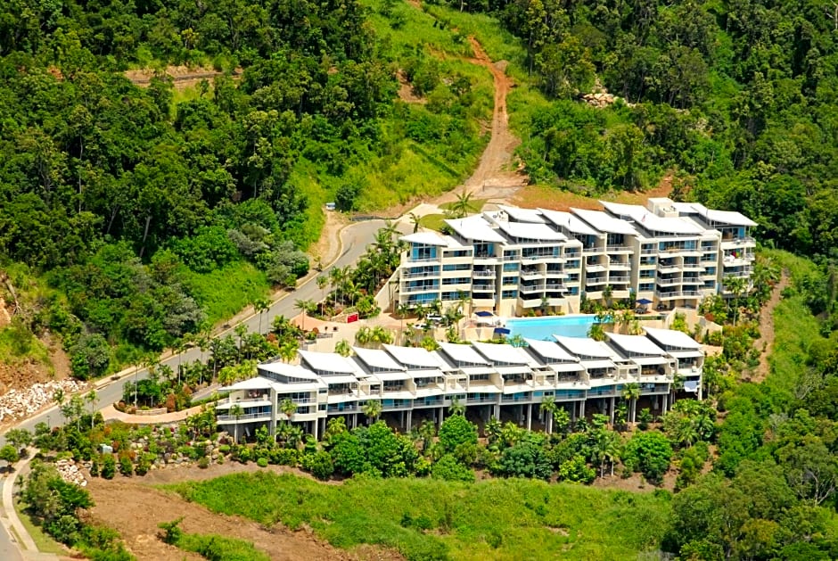 Azure Sea Whitsunday Resort