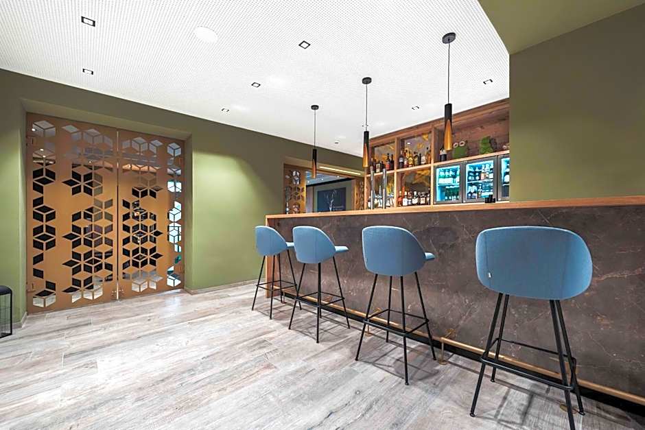 BinderS Budget City-Mountain Hotel