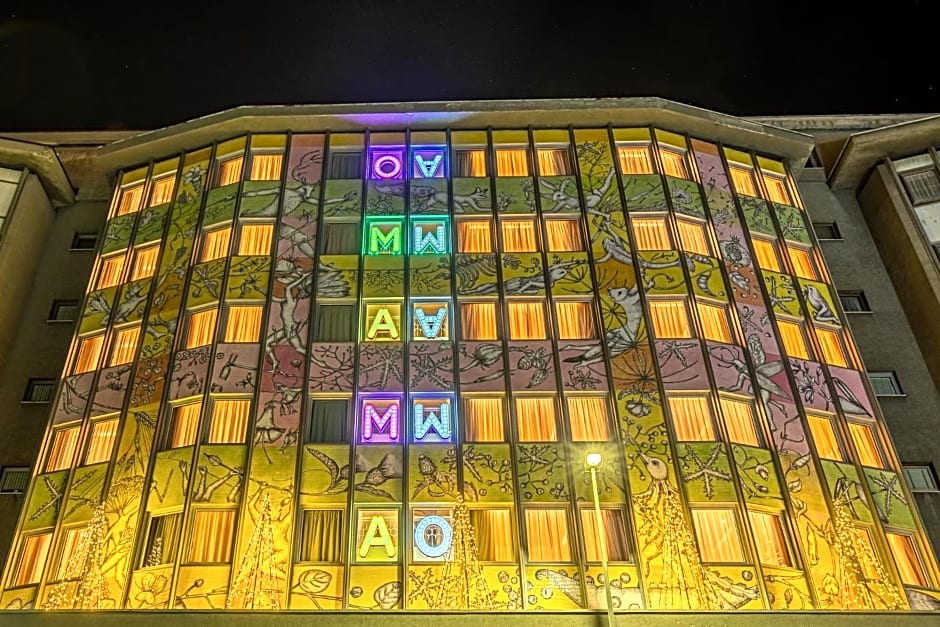 OMAMA Hotel