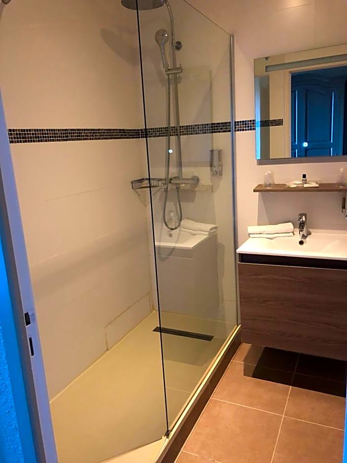 The Originals City, Hotel La Cour Carree, Le Treport Sud (Inter-Hotel)