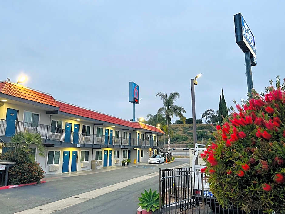 Motel 6-La Mesa, CA - San Diego