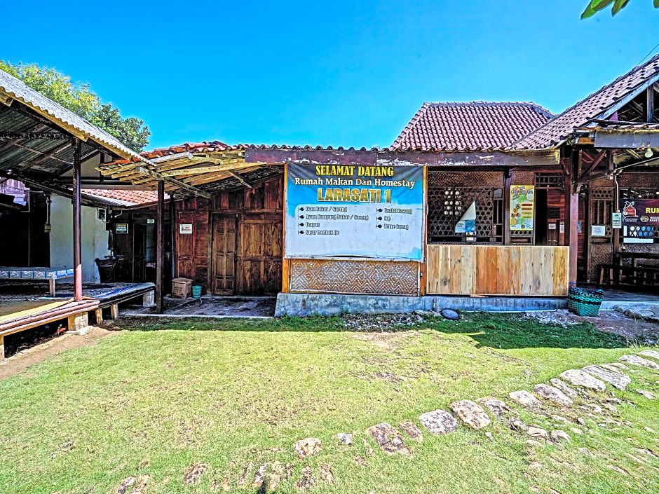 Oyo 91201 Larasati Homestay Pantai Klayar