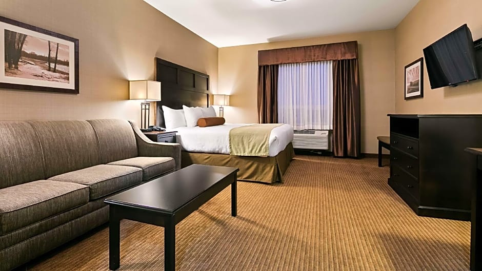 Best Western Plus Okotoks Inn & Suites