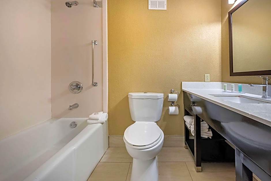Clarion Hotel Lexington