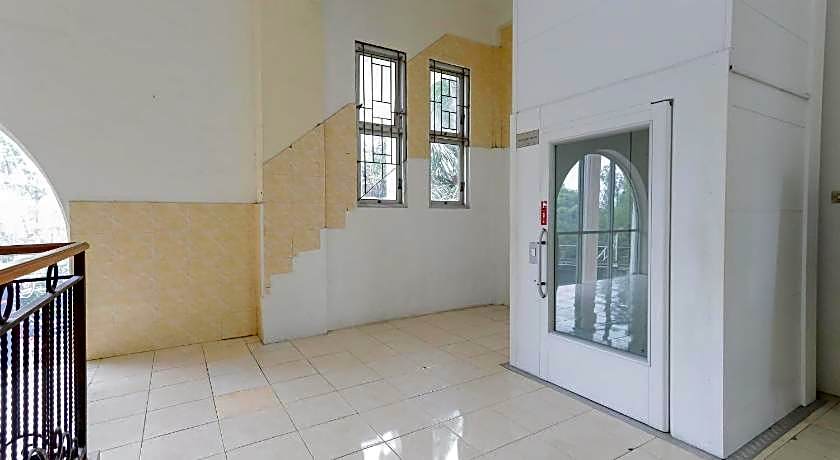 RedDoorz Syariah @ Klojen Malang