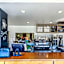 Travelodge by Wyndham Culver City