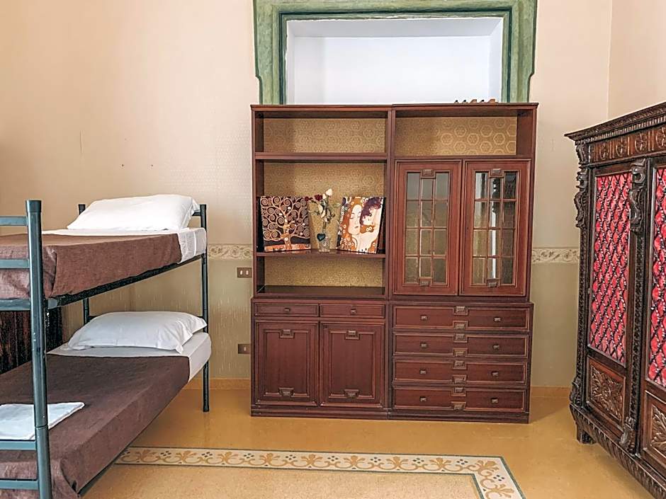 Salerno Experience Hostel