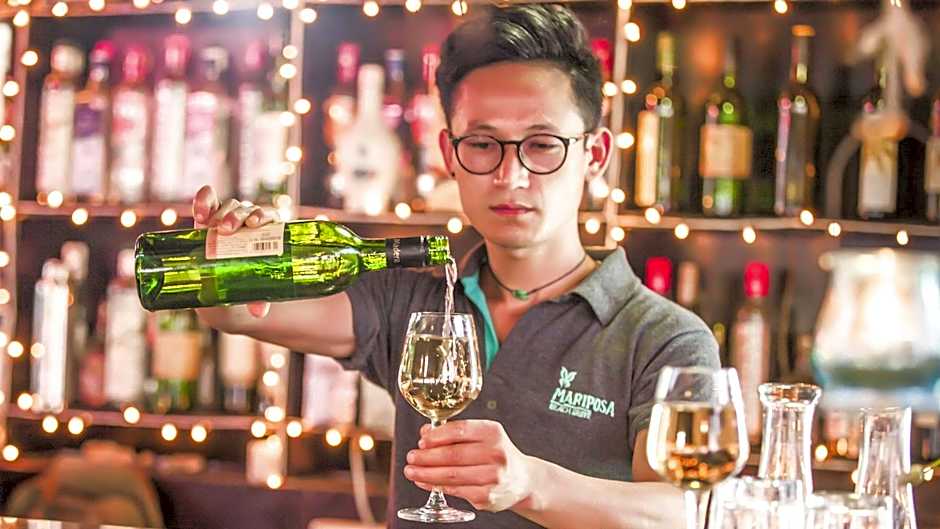 Mariposa Beach Grove