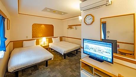 Superior Twin Room - Non-Smoking