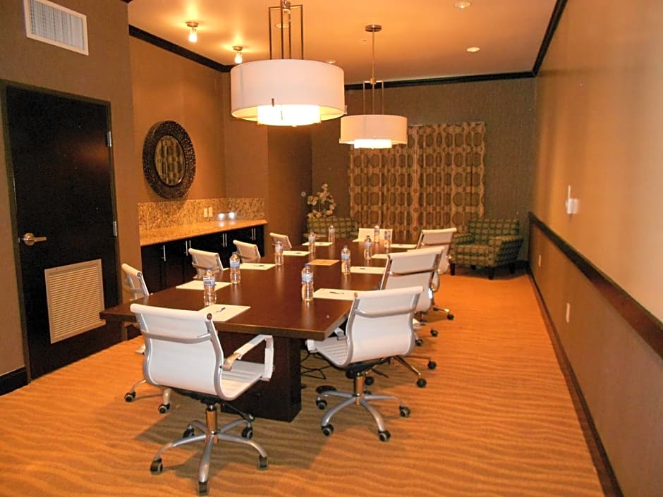 Holiday Inn Express & Suites Corpus Christi - North, an IHG Hotel