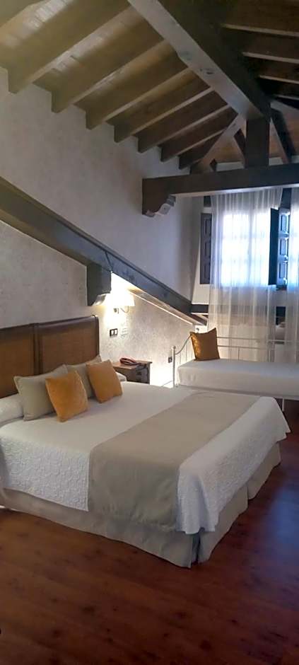 La Casona de Revolgo