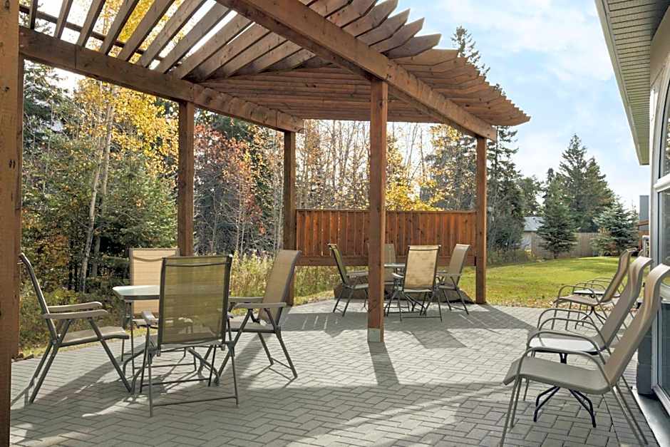 Days Inn by Wyndham Thunder Bay North