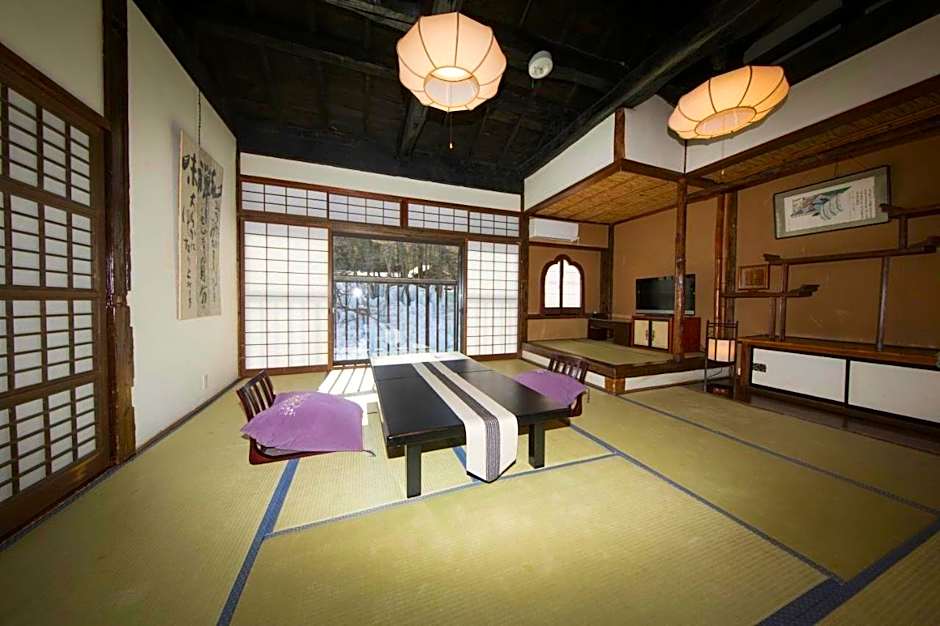 Honke Bankyu Hot Spring Ryokan